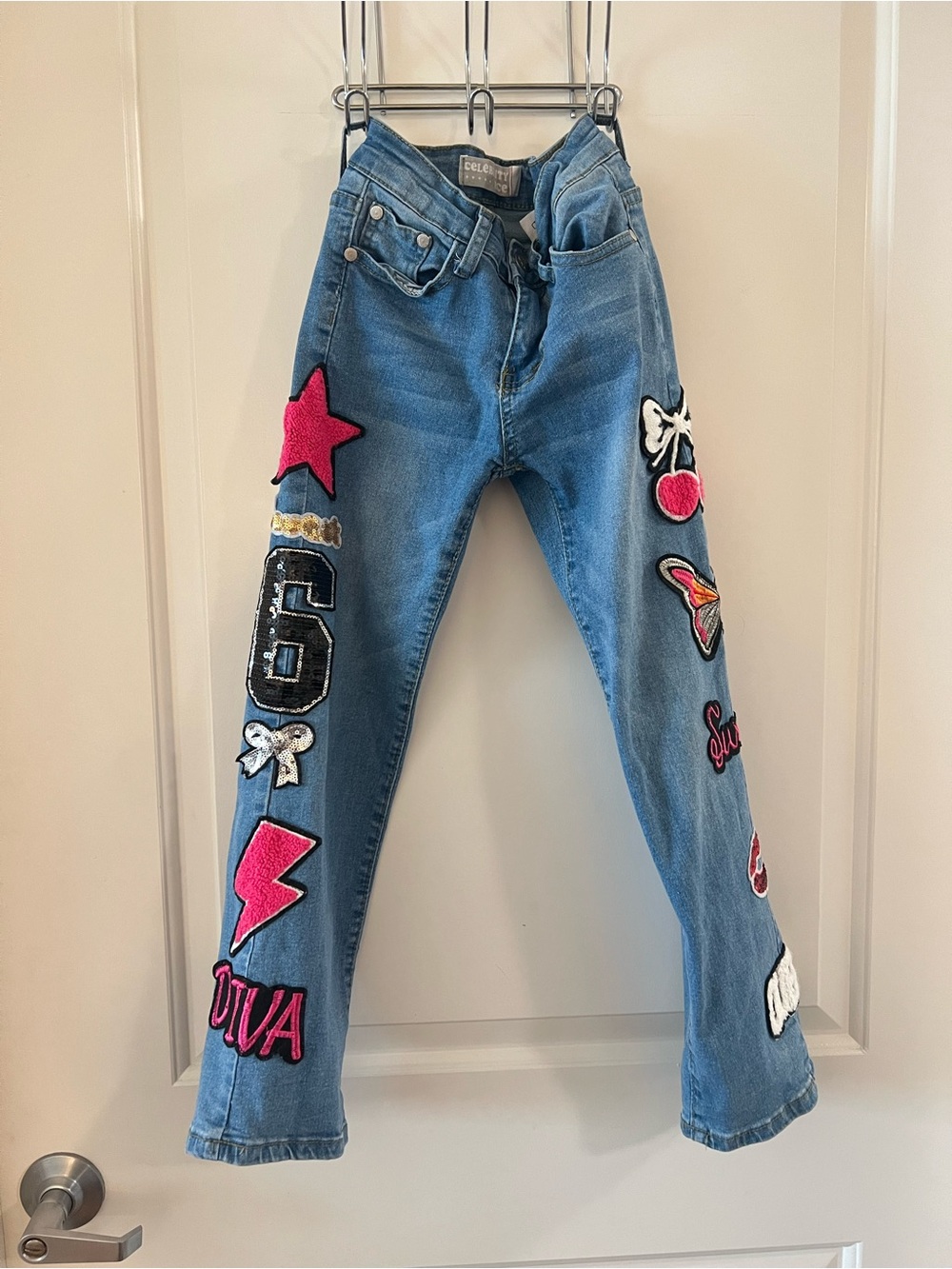 Girls' Light Blue Embroidered Patch Jeans Queen Diva
